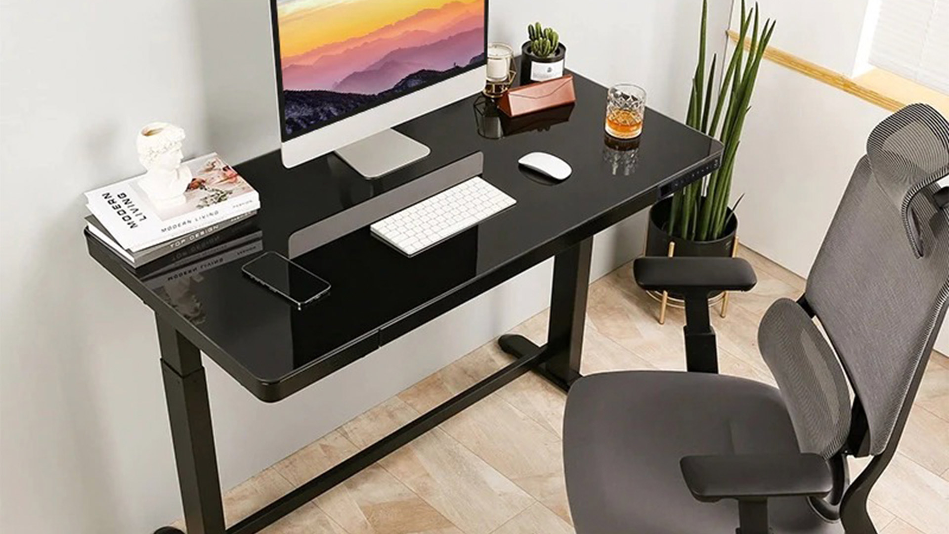 Uncaged Ergonomics UncagedErgonomics Glass SmartDesk: Drawer & USB ports
